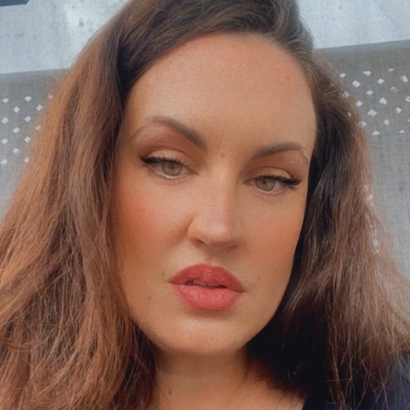 Hey guys, I’m Amy! 💋 - Picture 1 of 1